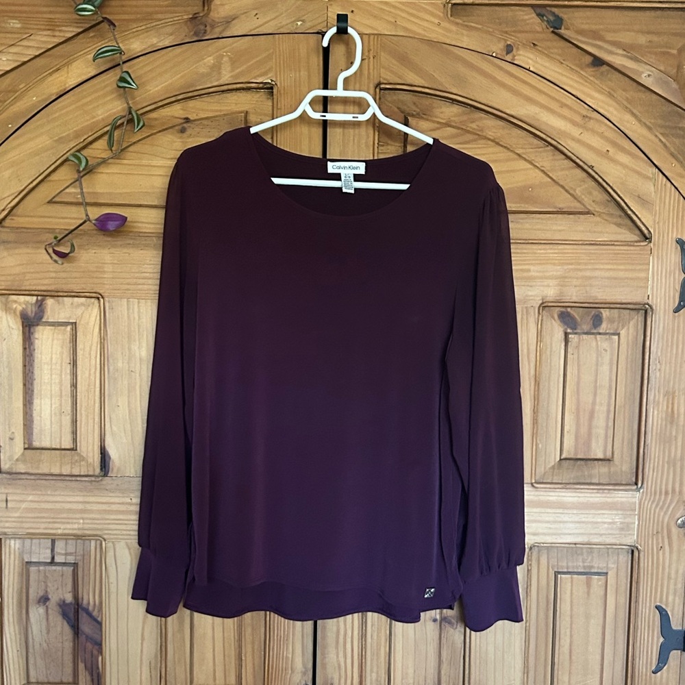 CALVIN KLEIN Sheer Sleeve Top